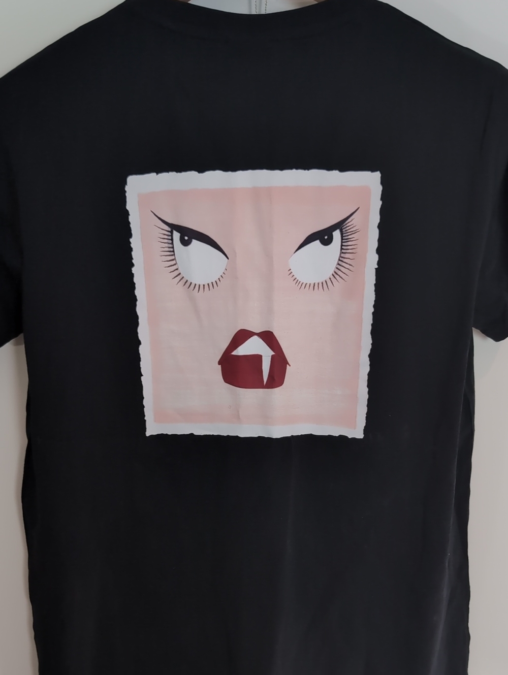 Badgley Mischka Graphic Drop-Shoulder Tee Medium Black